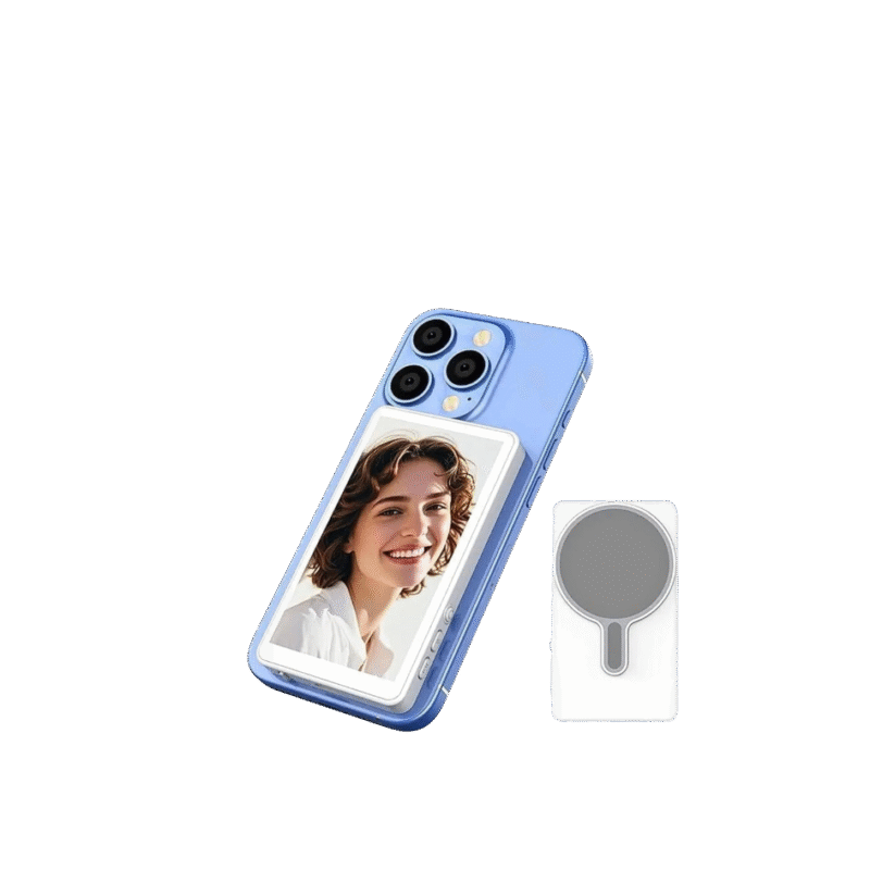 Magnetic selfie screen
