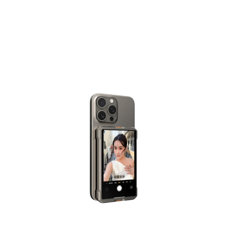 Magnetic selfie screen